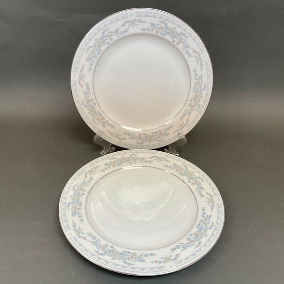 Somerset by NL Excel Dinner Plates White Blue Floral Platinum Trim Lot of 2 - Picture 1 of 6